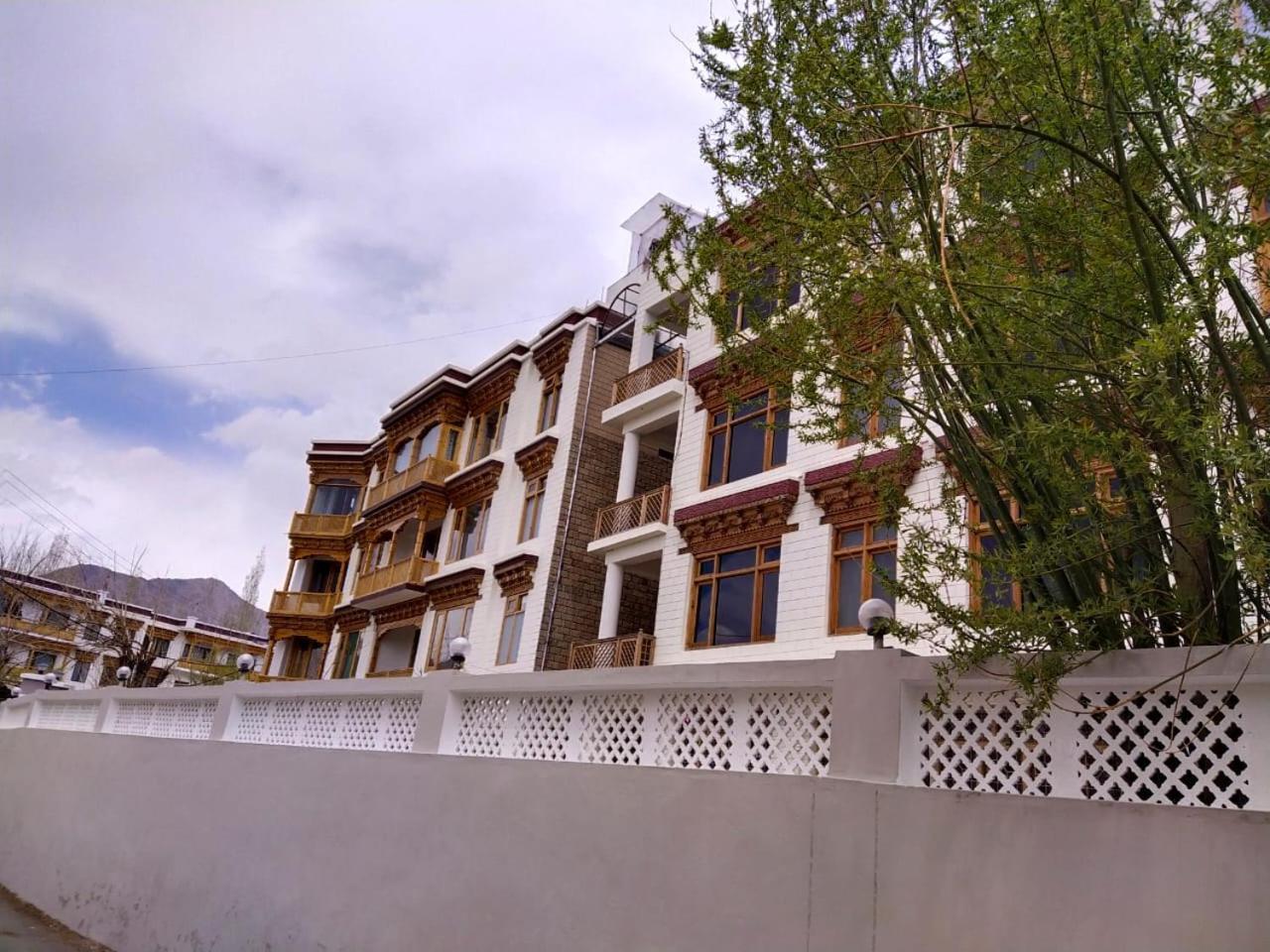 Kanishka Hotel Ladakh By Lexstays Leh Luaran gambar